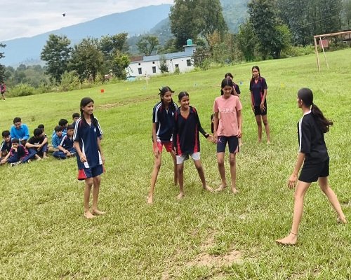 12almp2 हवालबाग खेल महाकुंभ में खिलाड़ियों ने दिखाई मेधा