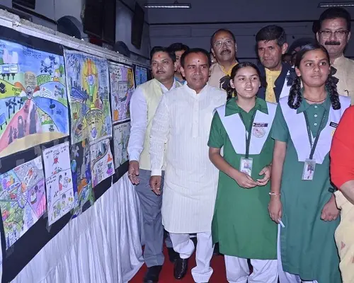 हर विद्यालय में होगा आधुनिक सुविधाओं का विस्तार- डा. धन सिंह रावत